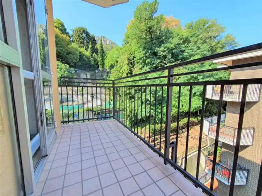 Immagine 1 di Appartamento in vendita  a Malgrate