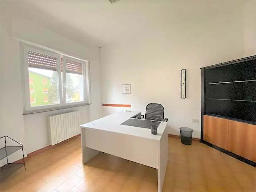 Immagine 1 di Ufficio in affitto  a Cisano Bergamasco
