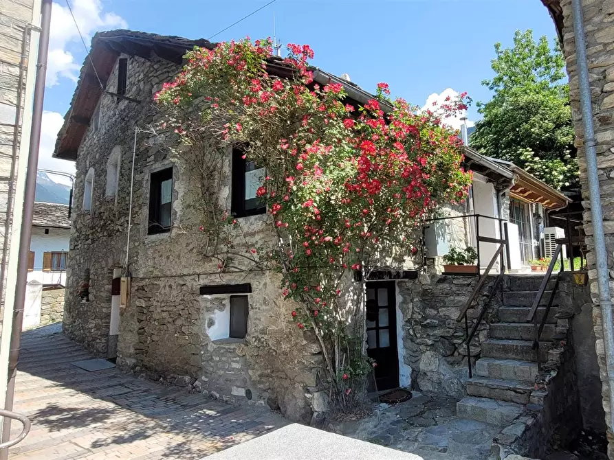 Immagine 1 di Appartamento in vendita  in Frazione Cretaz a Aosta