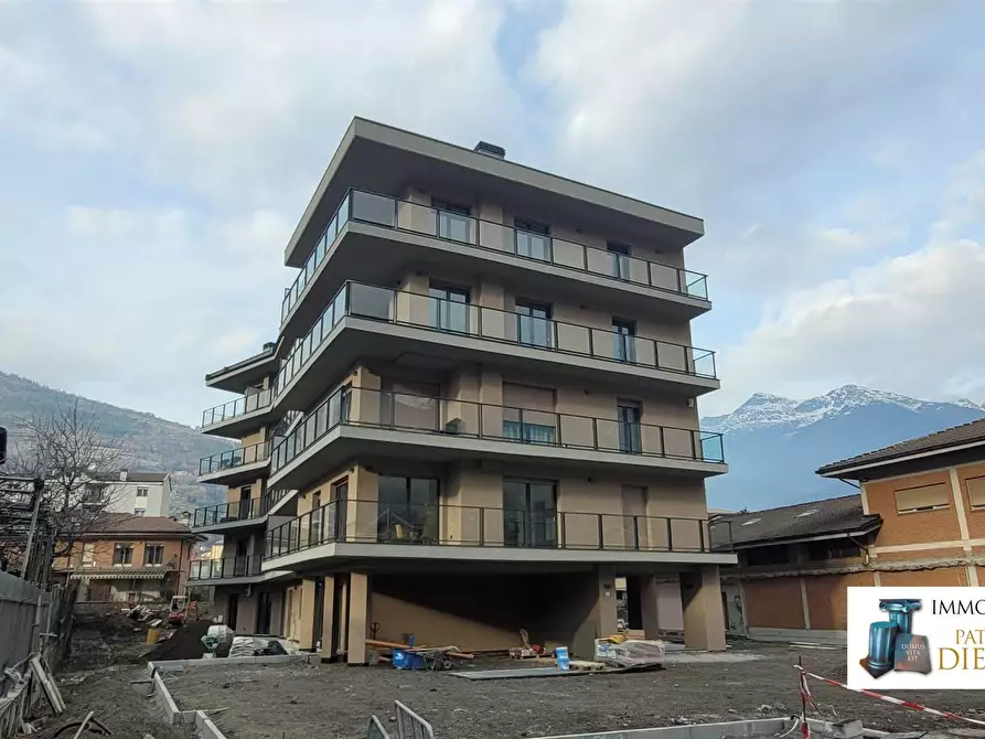 Immagine 1 di Appartamento in affitto  in Corso Lanceri a Aosta