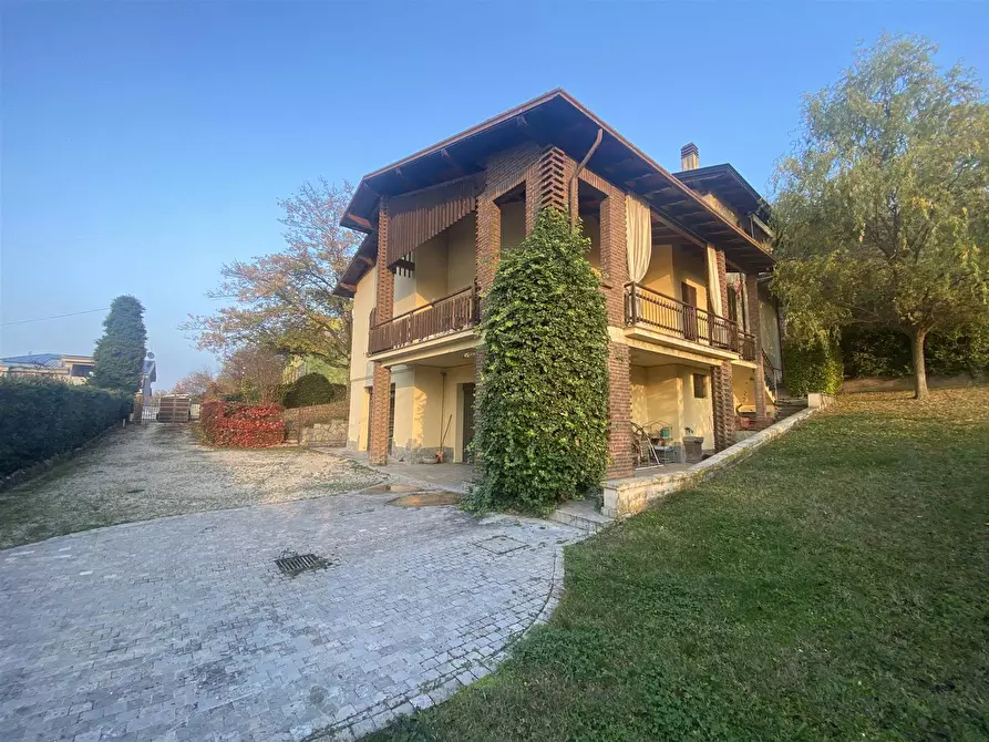 Immagine 1 di Villa in vendita  a Ponte Dell'olio