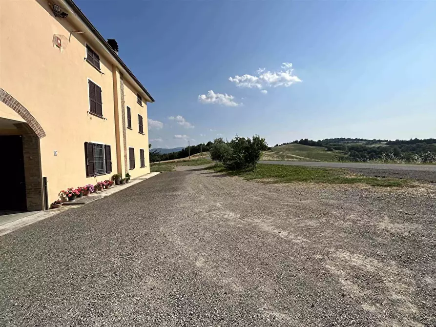 Immagine 1 di Rustico / casale in vendita  in Belvedere Sariano a Gropparello