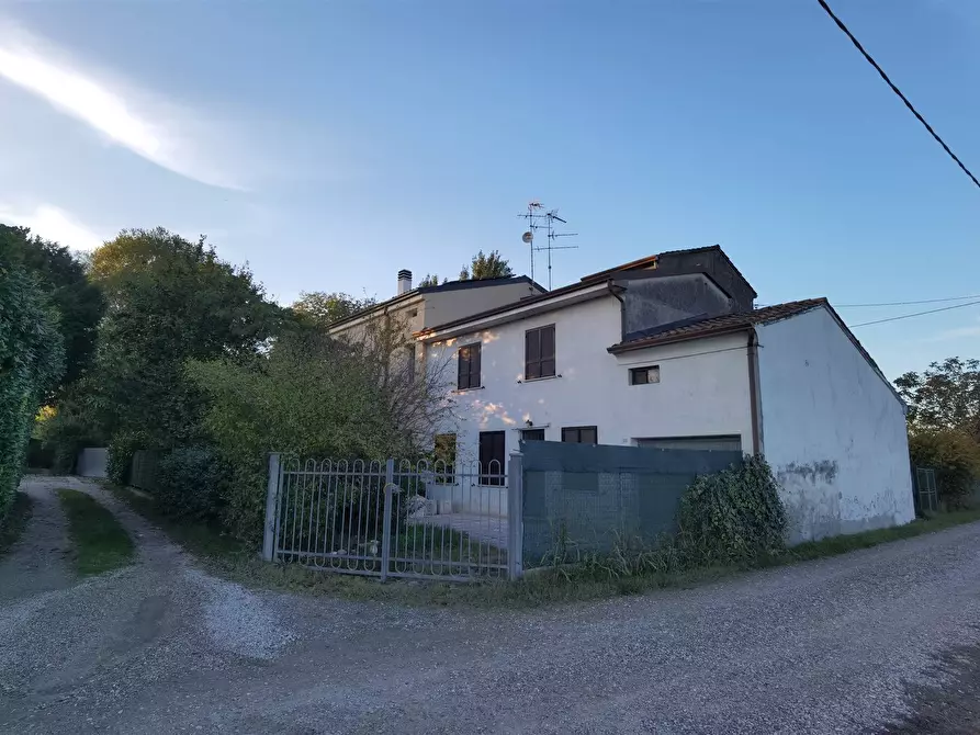 Immagine 1 di Casa indipendente in vendita  a San Benedetto Po