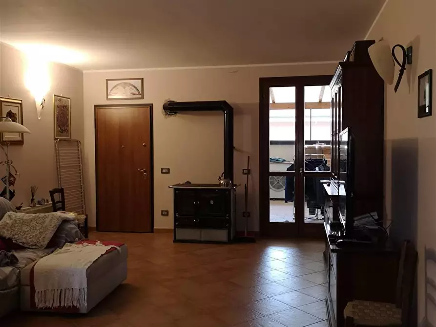 Immagine 1 di Appartamento in vendita  a Moglia