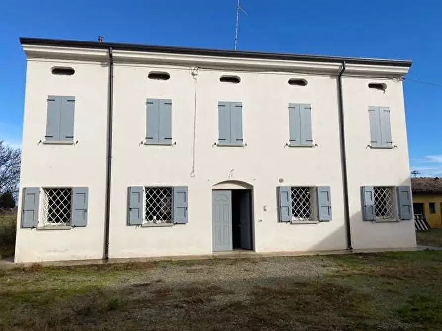 Immagine 1 di Casa indipendente in vendita  a Luzzara