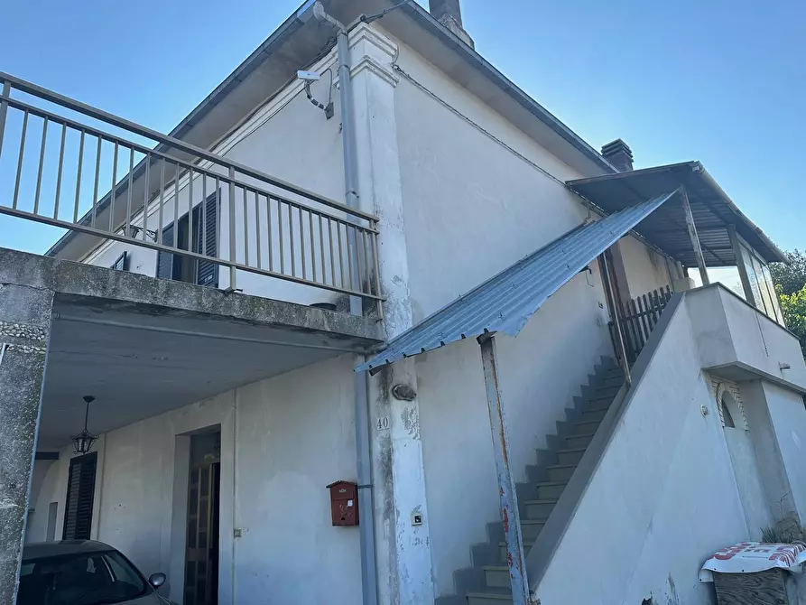 Immagine 1 di Casa indipendente in vendita  in CONTRADA SANTO STEFANO a Ari