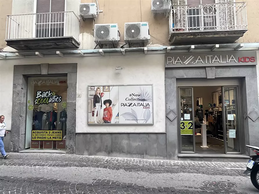 Immagine 1 di Negozio in affitto  in Via Nocera a Castellammare Di Stabia