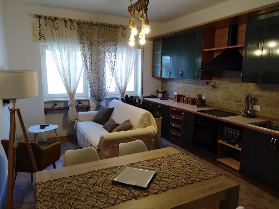 Immagine 1 di Appartamento in vendita  in VIA LEOPOLDO GIANPAOLO a Varese