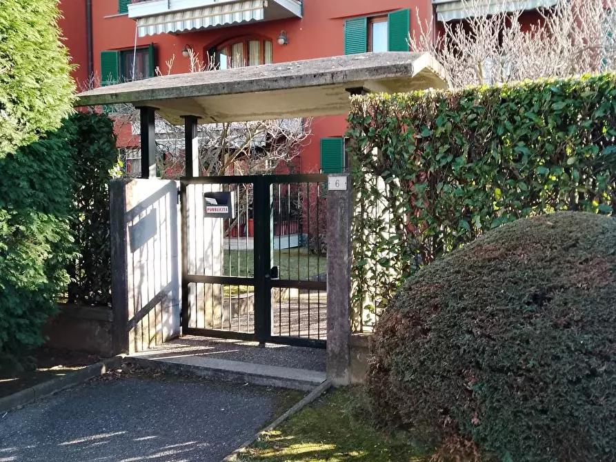 Immagine 1 di Appartamento in vendita  in Via Nenni a Malnate
