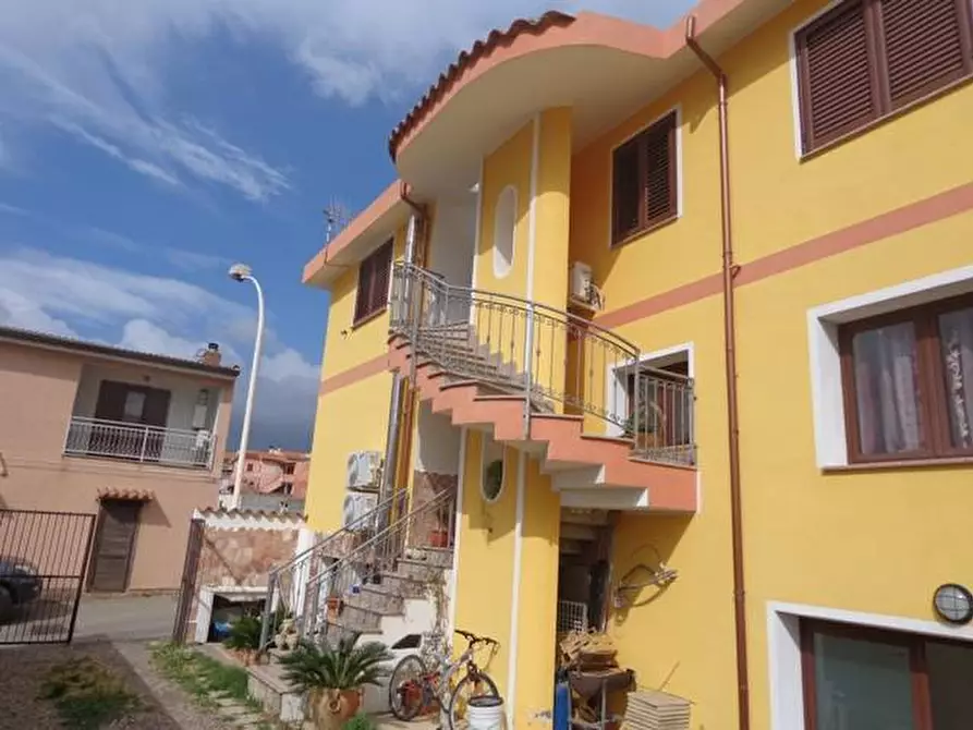 Immagine 1 di Appartamento in vendita  in via dei Carroz a Villaputzu