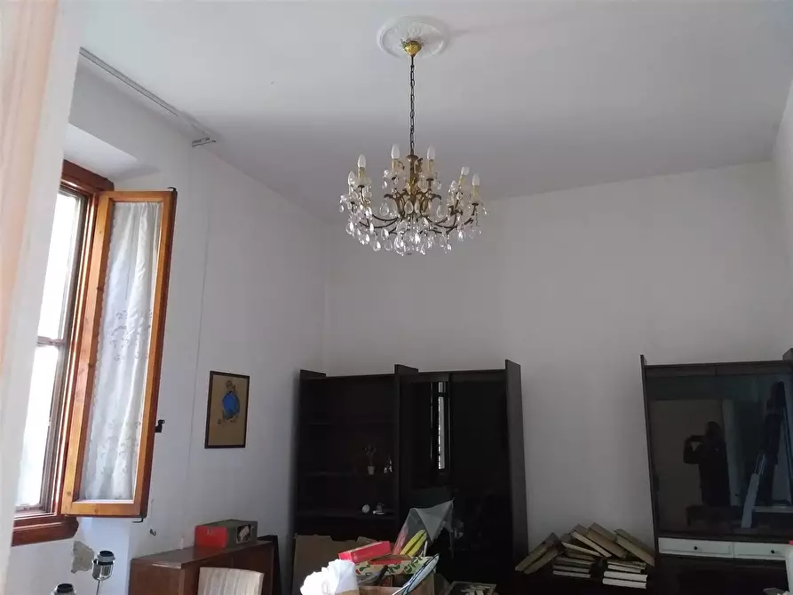 Immagine 1 di Appartamento in vendita  in villa medicea(adiacente) a Poggio A Caiano