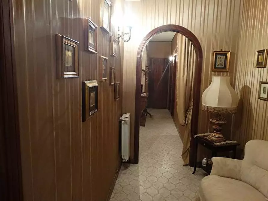 Immagine 1 di Appartamento in vendita  in Via Salvo D'Acquisto a Caltanissetta