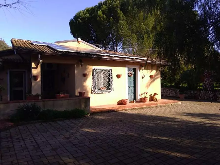 Immagine 1 di Casa indipendente in vendita  in CONTRADA DUE FONTANE CIALAGRA a Caltanissetta