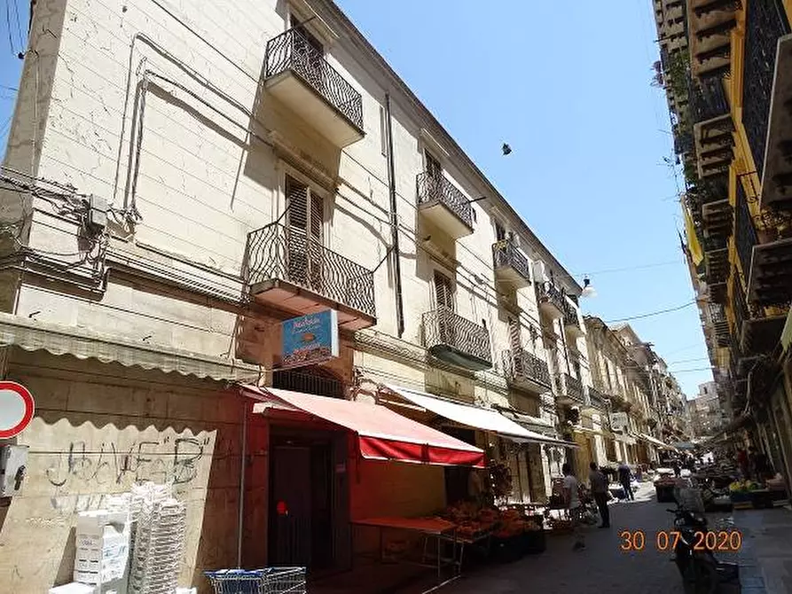 Immagine 1 di Appartamento in vendita  in Via Consultore Benintendi a Caltanissetta