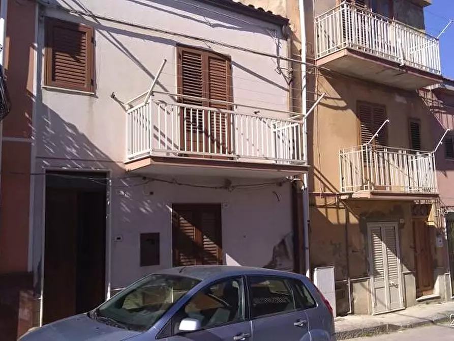 Immagine 1 di Appartamento in vendita  in Via avvocato Gallina a Santa Caterina Villarmosa