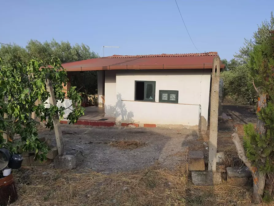 Immagine 1 di Villa in vendita  in C/da Xirbi a Caltanissetta