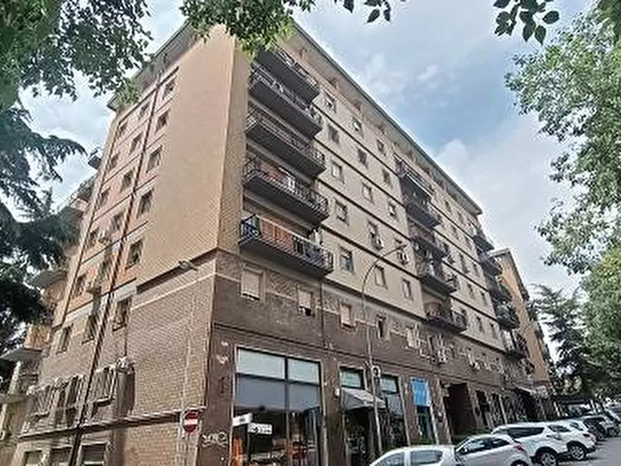 Immagine 1 di Appartamento in vendita  in Viale della Regione a Caltanissetta