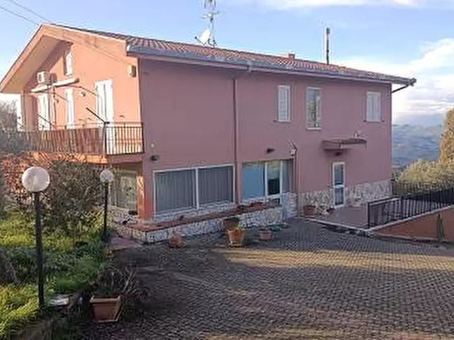 Immagine 1 di Casa indipendente in vendita  in Via G. Cusmano a Caltanissetta