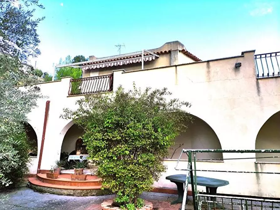 Immagine 1 di Villa in vendita  in C.da Serra Pantano a Caltanissetta