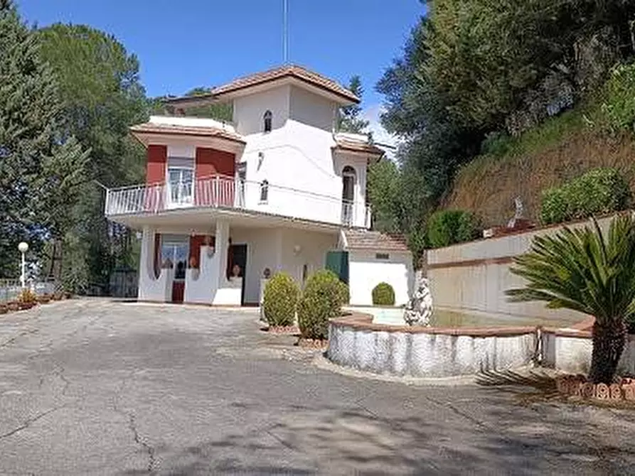 Immagine 1 di Villa in vendita  in C/da Niscima a Caltanissetta