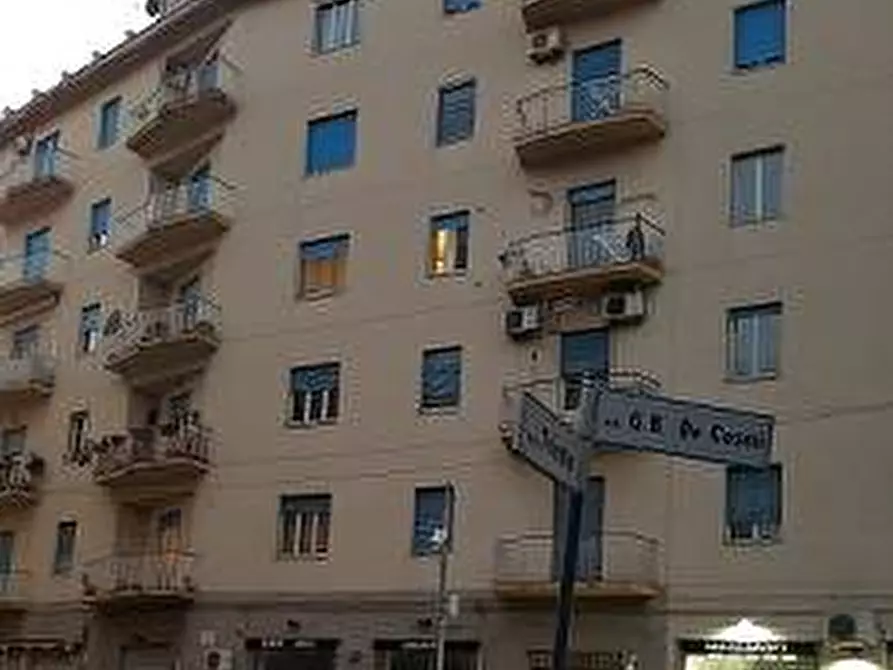 Immagine 1 di Appartamento in vendita  in Piazza Giovanni XXIII a Caltanissetta