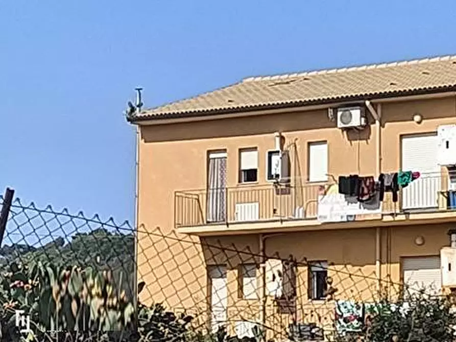 Immagine 1 di Appartamento in vendita  in via Zuccarello a Alessandria Della Rocca