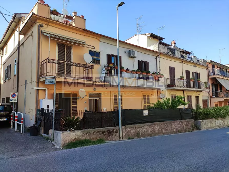 Immagine 1 di Appartamento in vendita  in Via L. Giustiniani a Fiano Romano