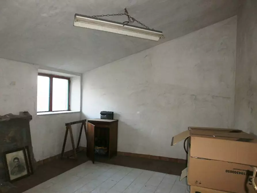 Immagine 1 di Loft/Open space in vendita  in VIA MAZZINI a Baronissi