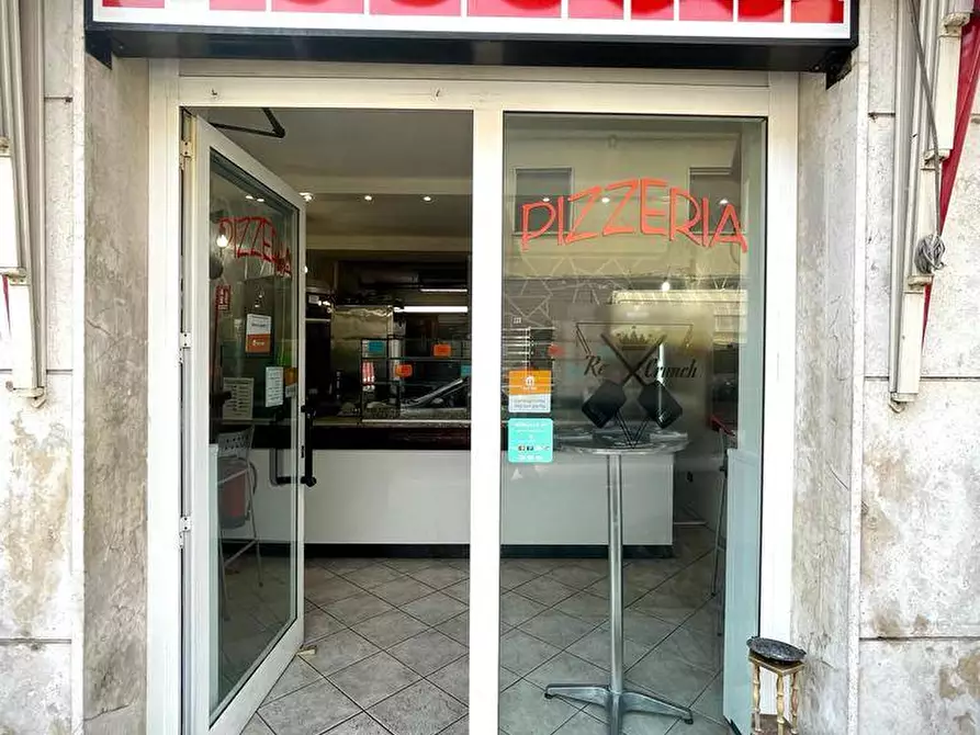 Immagine 1 di Bar / Ristorante in vendita  in Via Roma a Vidigulfo