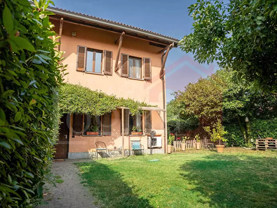 Immagine 1 di Villa in vendita  in Cascina Torriggio a Rozzano