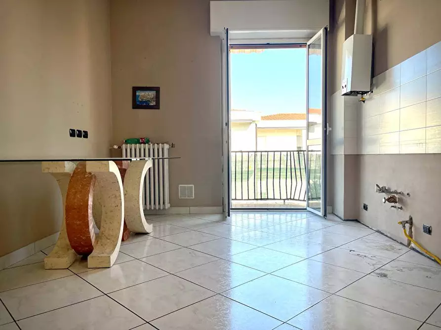 Immagine 1 di Appartamento in vendita  in Via Pascoli a Albuzzano