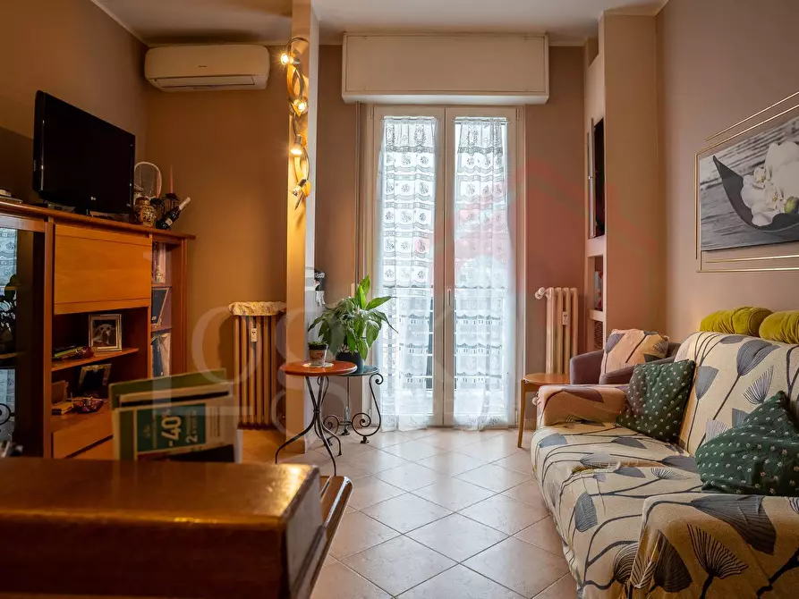 Immagine 1 di Appartamento in vendita  in Via Bruno Buozzi a Rozzano