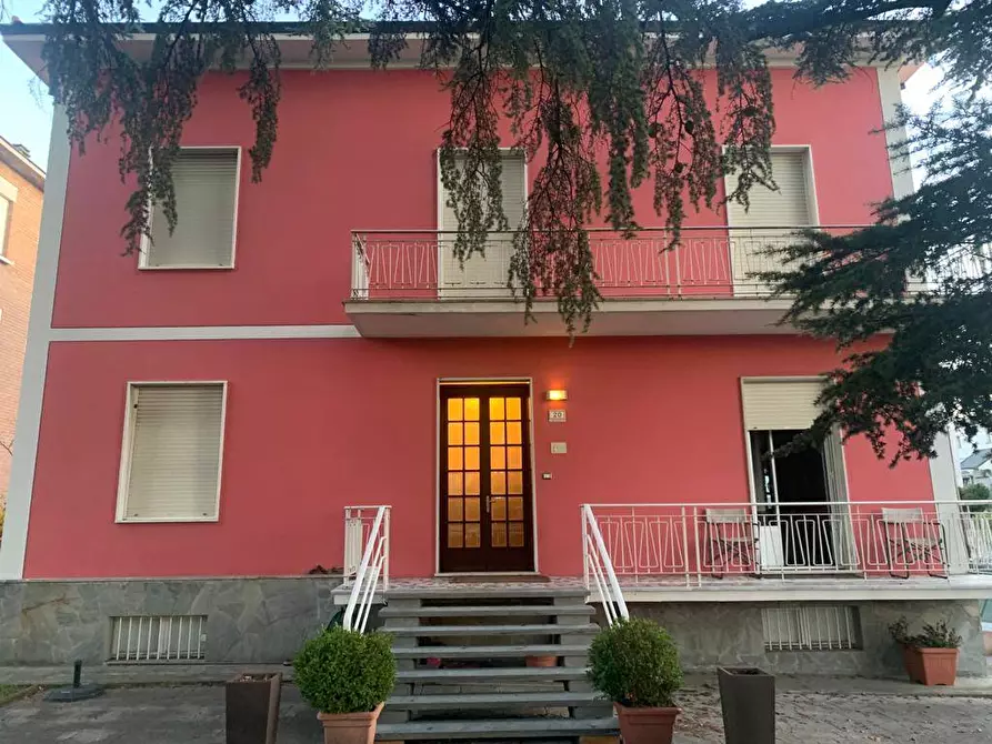 Immagine 1 di Casa indipendente in vendita  in via Nazionale Est a Collecchio