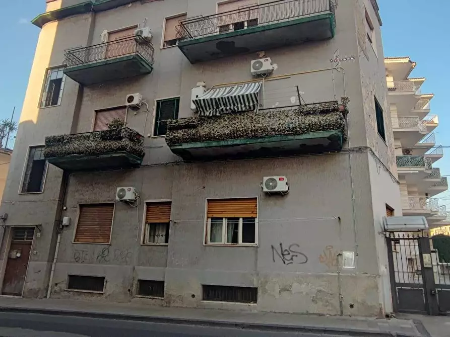 Immagine 1 di Palazzo in vendita  in via Recanati a San Giorgio A Cremano
