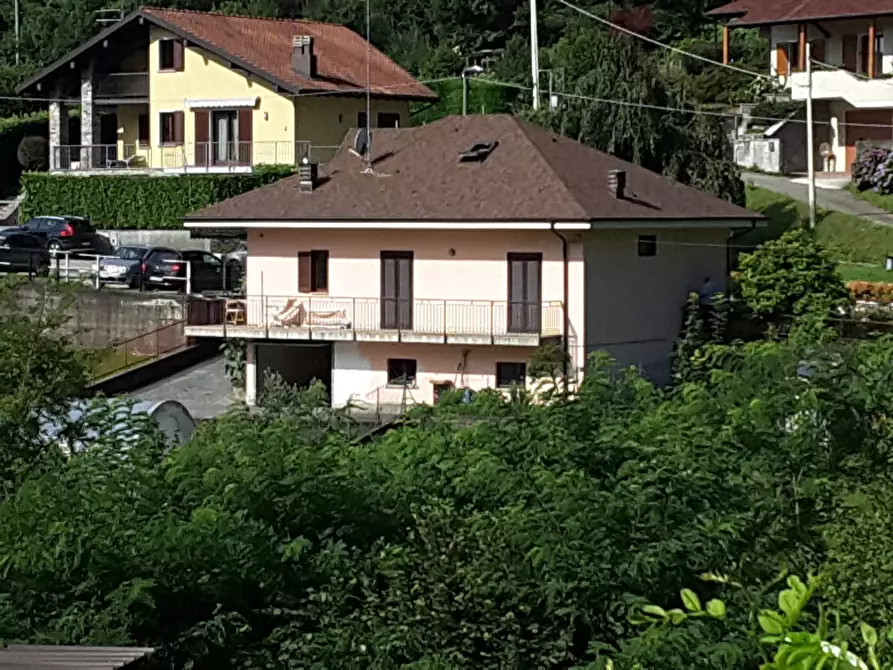 Immagine 1 di Villa in vendita  a Vignone