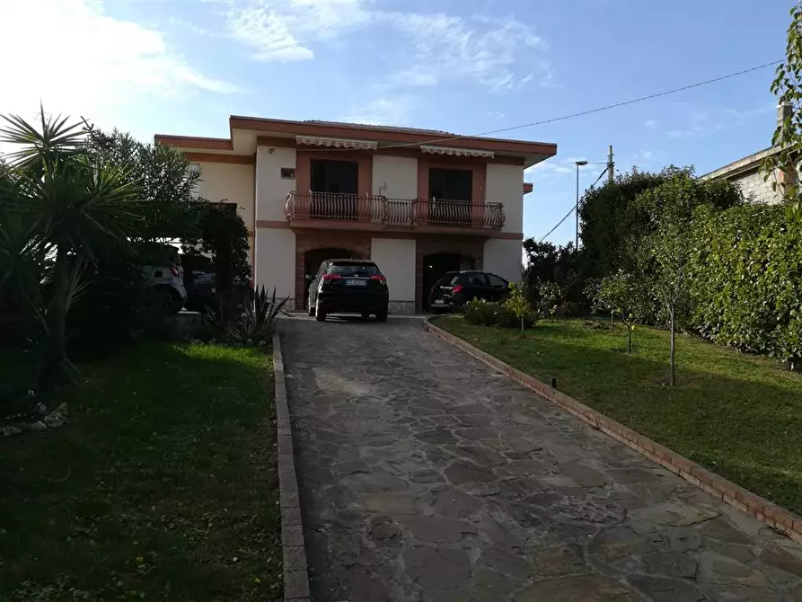 Immagine 1 di Villa in vendita  in San Pietro di Castellabate a Castellabate