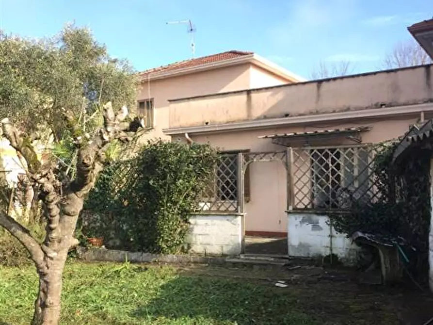 Immagine 1 di Casa indipendente in vendita  in Via Civita Farnese a Arce