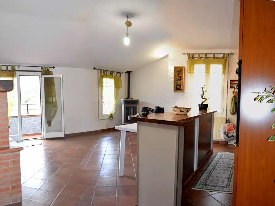 Immagine 1 di Appartamento in vendita  in VIA CASTELLO a Apricale