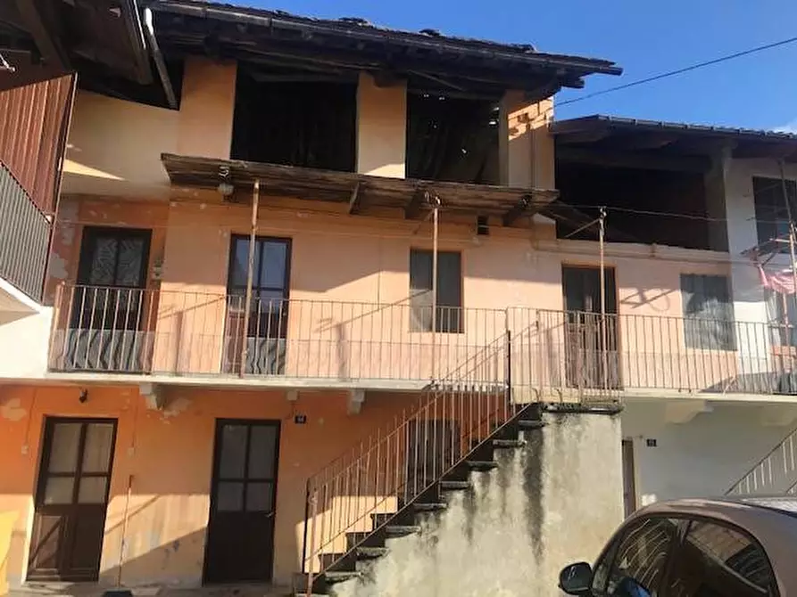 Immagine 1 di Casa indipendente in vendita  in Borgata Selvaggio Sopra a Borgone Susa