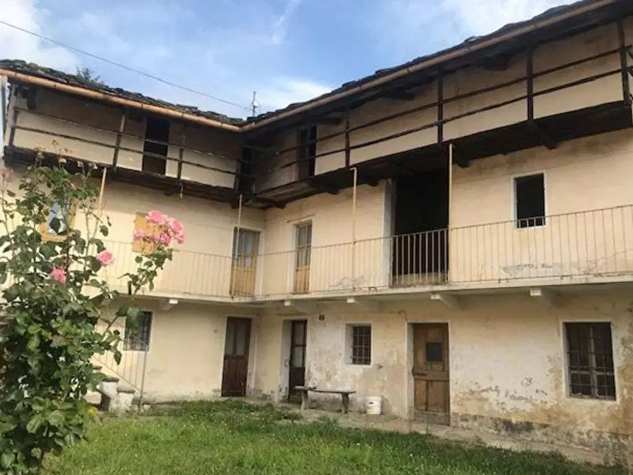 Immagine 1 di Rustico / casale in vendita  in Borgata Selvaggio Sopra a Borgone Susa