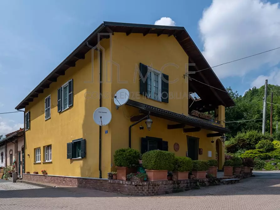 Immagine 1 di Villa in vendita  in via sertorio a Borgone Susa