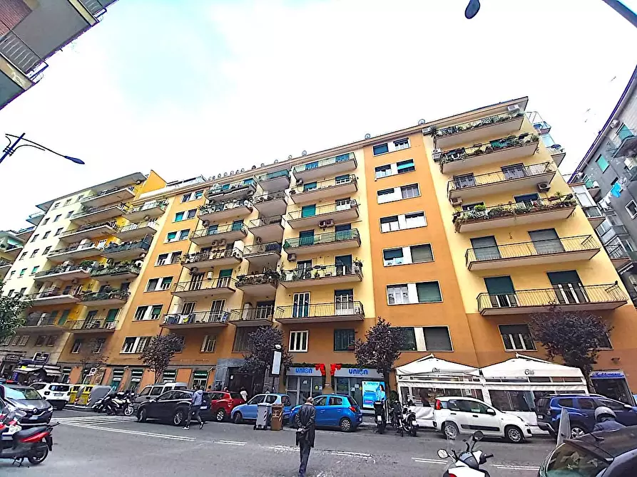 Immagine 1 di Appartamento in vendita  in via cilea a Napoli