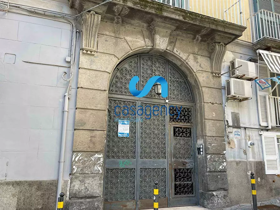 Immagine 1 di Appartamento in vendita  in vico spezzano a Napoli