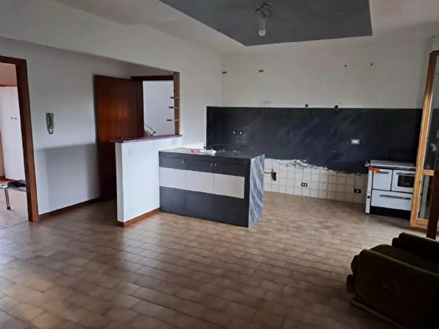 Immagine 1 di Appartamento in vendita  a Belvedere Ostrense
