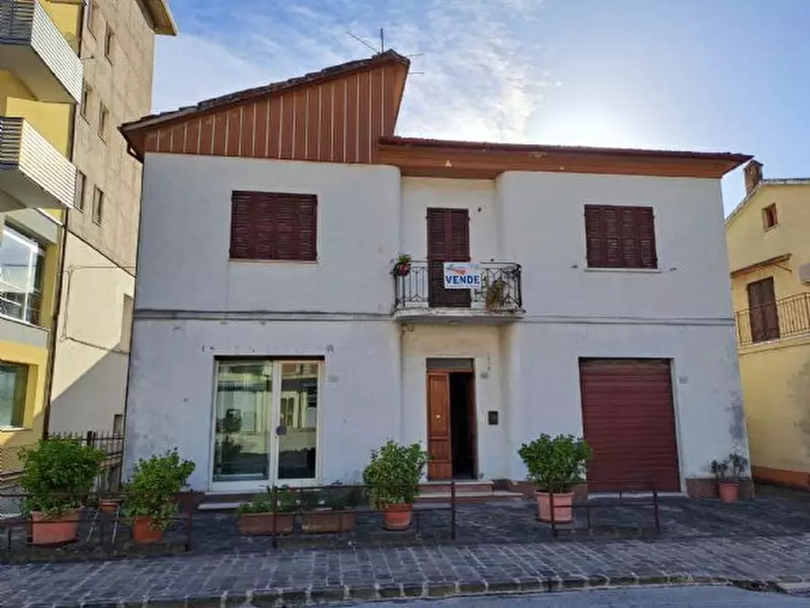 Immagine 1 di Casa indipendente in vendita  a Belvedere Ostrense