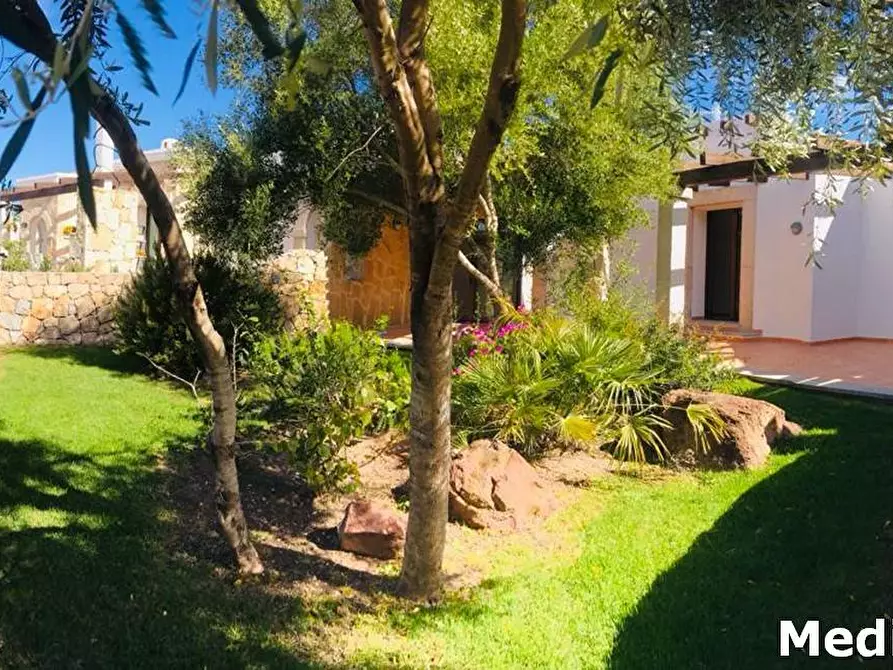 Immagine 1 di Villa in vendita  in Località Carrabuffas a Alghero
