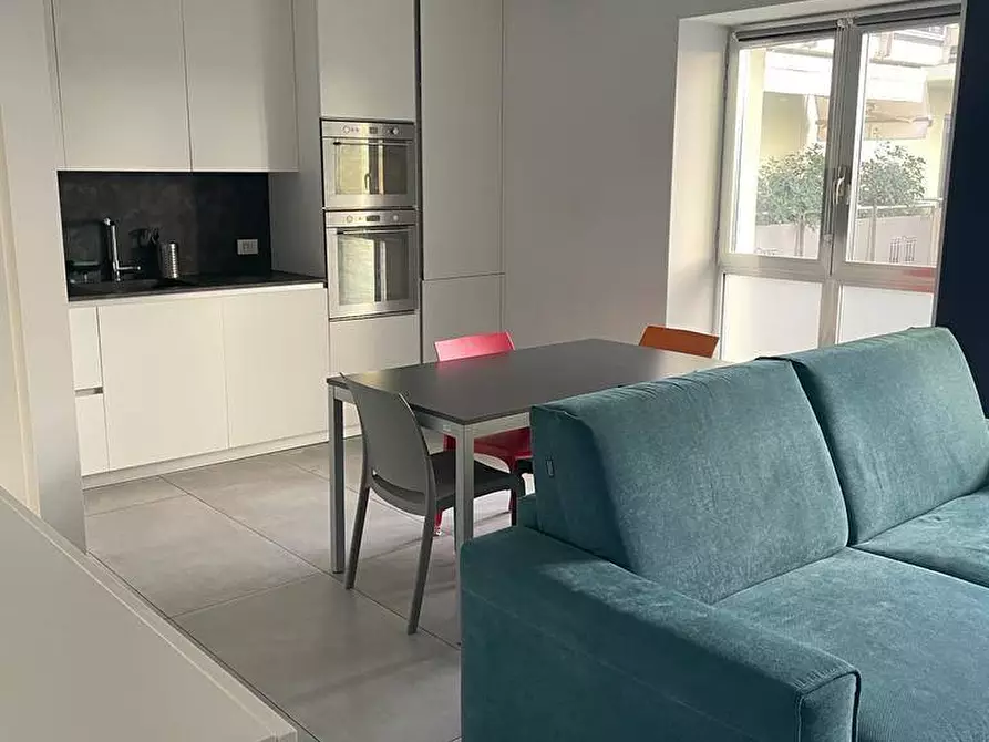 Immagine 1 di Appartamento in vendita  in Via Quarenghi a Bergamo