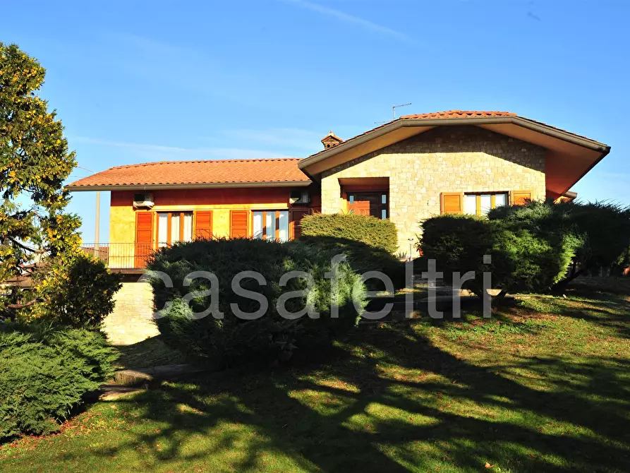 Immagine 1 di Villa in vendita  in viale risorgimento a Arcene