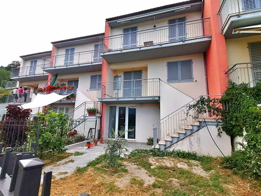 Immagine 1 di Appartamento in vendita  in via di migliana a Cantagallo