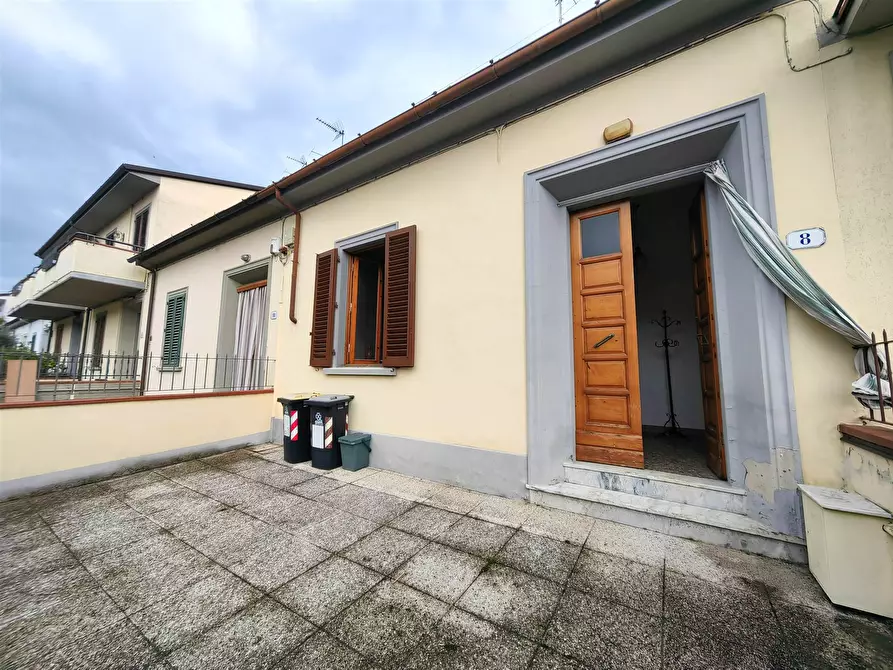 Immagine 1 di Appartamento in vendita  in via agostino bruno a Prato